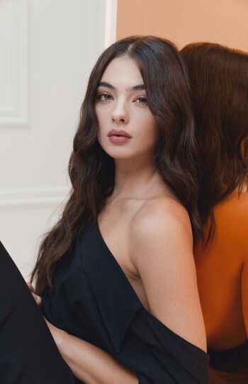 Deva Cassel
