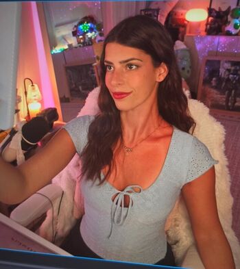 Leaked Develique private photo viral onlyfans