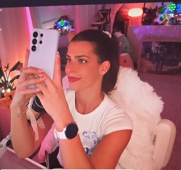 Leaked Develique private photo viral onlyfans