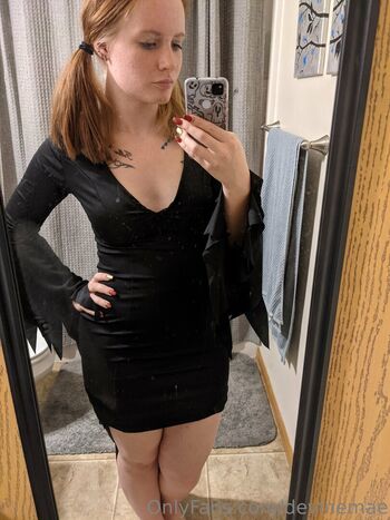 Leaked Devinemae private photo viral onlyfans
