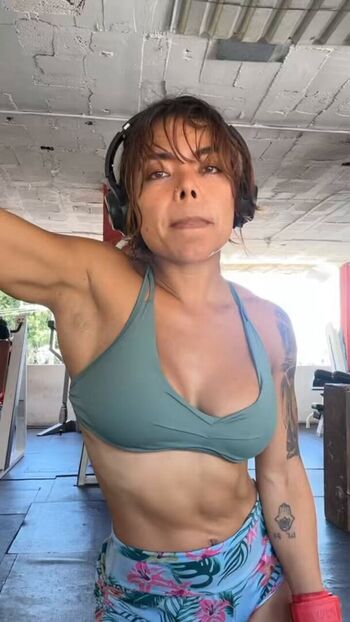 Leaked Deyaflores private photo viral onlyfans