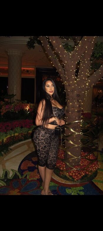 Leaked Deyaraaaxo private photo viral onlyfans