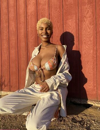 Leaked Diamond white private photo viral onlyfans