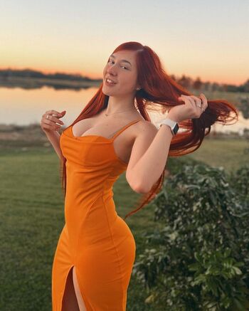 Leaked Diana zambrozuski private photo viral onlyfans