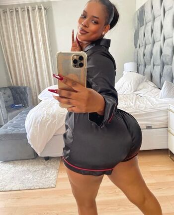 Dineo Moloisane