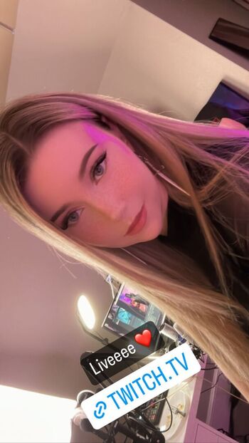 Leaked Dizzykitten private photo viral onlyfans