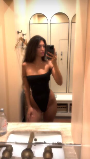 Leaked Djina dzinovic private photo viral onlyfans