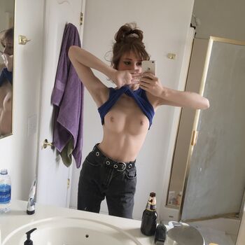 Leaked Docilemoth private photo viral onlyfans