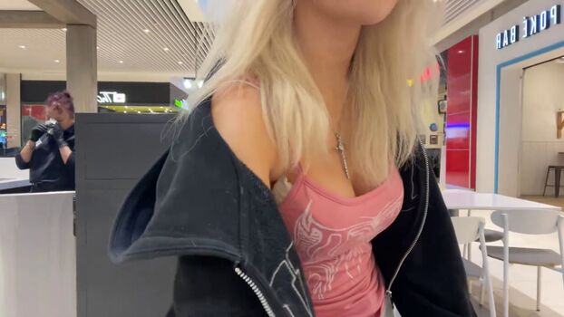 Leaked Dollblush private photo viral onlyfans
