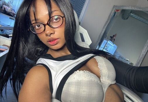 Leaked Dollyrama private photo viral onlyfans