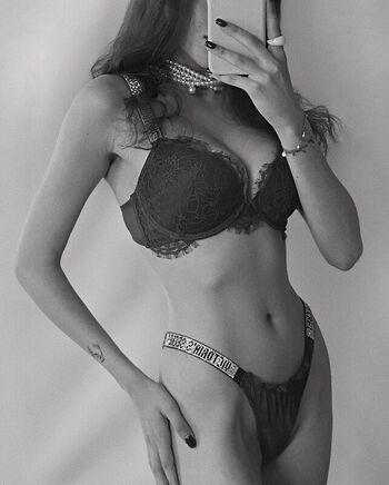 Leaked Donnafetro page private photo viral onlyfans