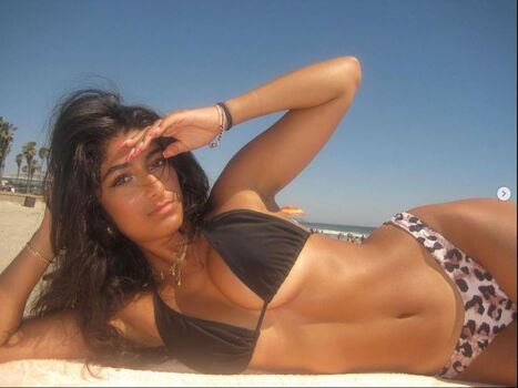 Leaked Donya shabani private photo viral onlyfans