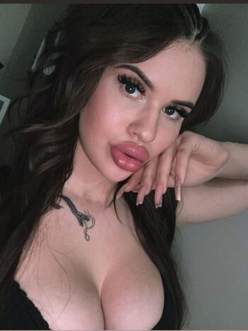 Leaked Doriina secret private photo viral onlyfans