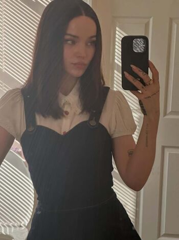 Dove Cameron