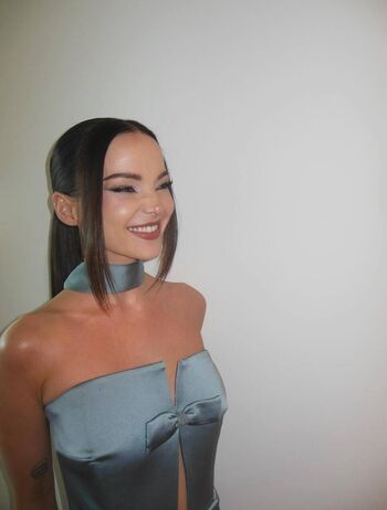 Dove Cameron