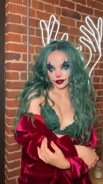 Dove Cameron