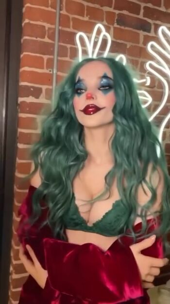 Dove Cameron