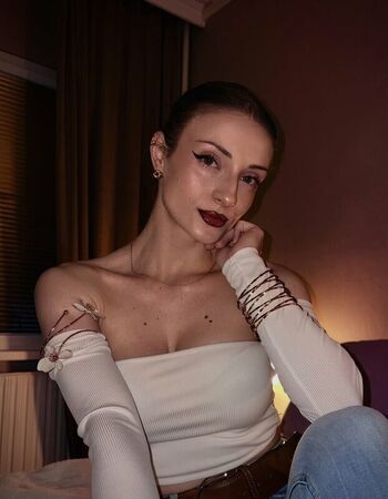 Leaked Duckiedoll private photo viral onlyfans
