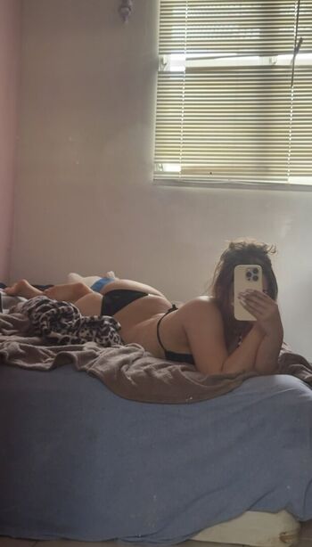 Leaked Dumsillygirl private photo viral onlyfans