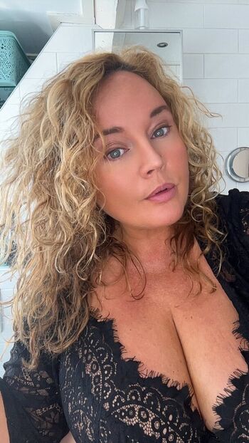 Leaked Dutchycurves private photo viral onlyfans