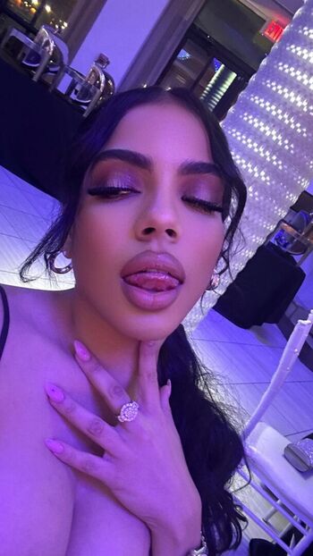 Leaked E dot private photo viral onlyfans