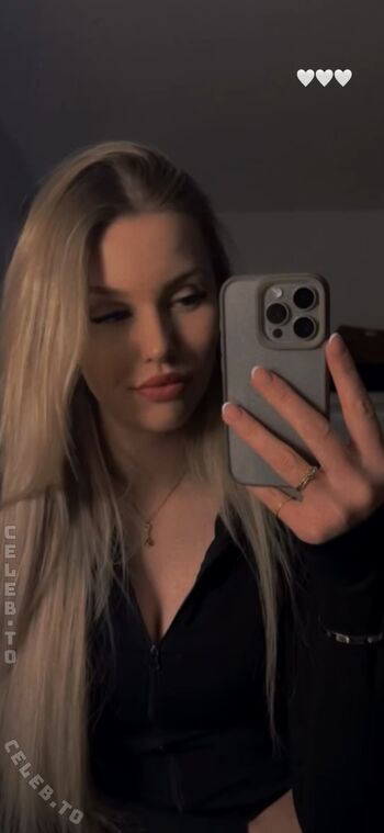 Leaked E blondie private photo viral onlyfans