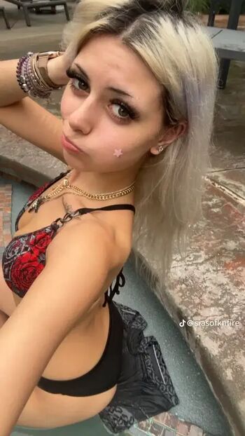 Leaked Ealiesia private photo viral onlyfans