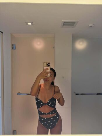 Leaked Eatingalonediaries private photo viral onlyfans