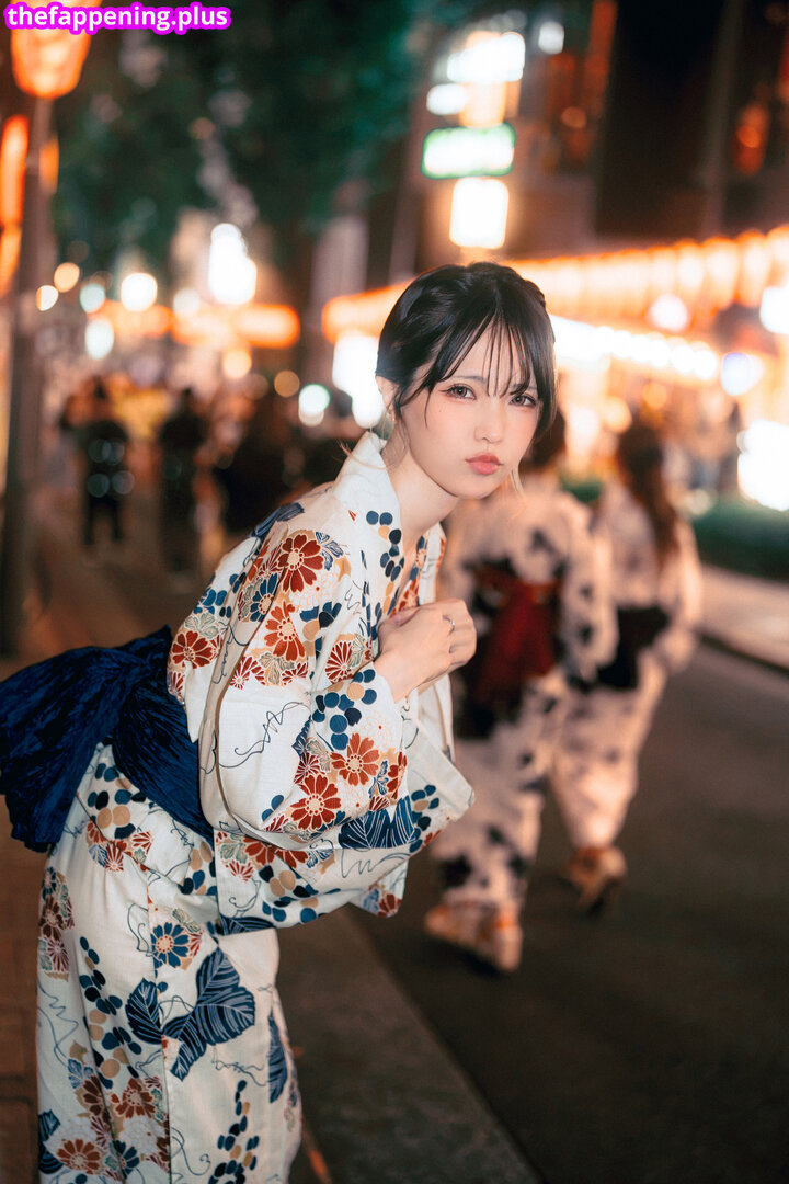 Ely Cosplay / Ely_eee / eeelyeee ヌードOnlyFans写真 #321
