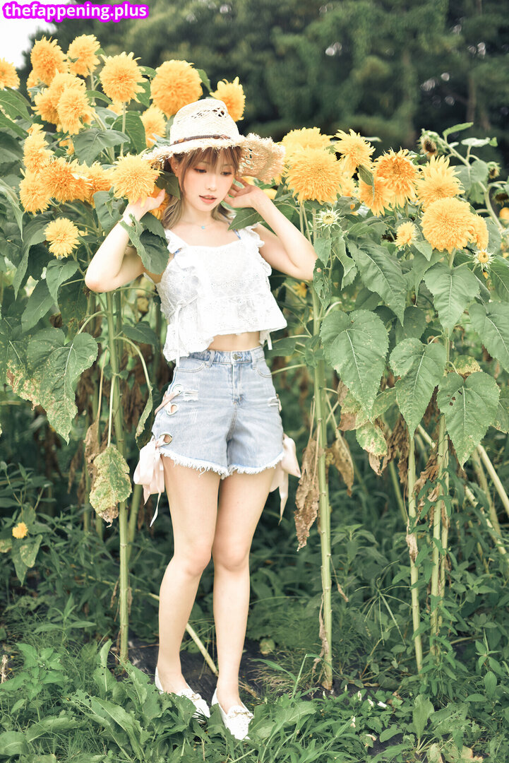 Ely Cosplay / Ely_eee / eeelyeee Çıplak OnlyFans Fotoğrafı #451