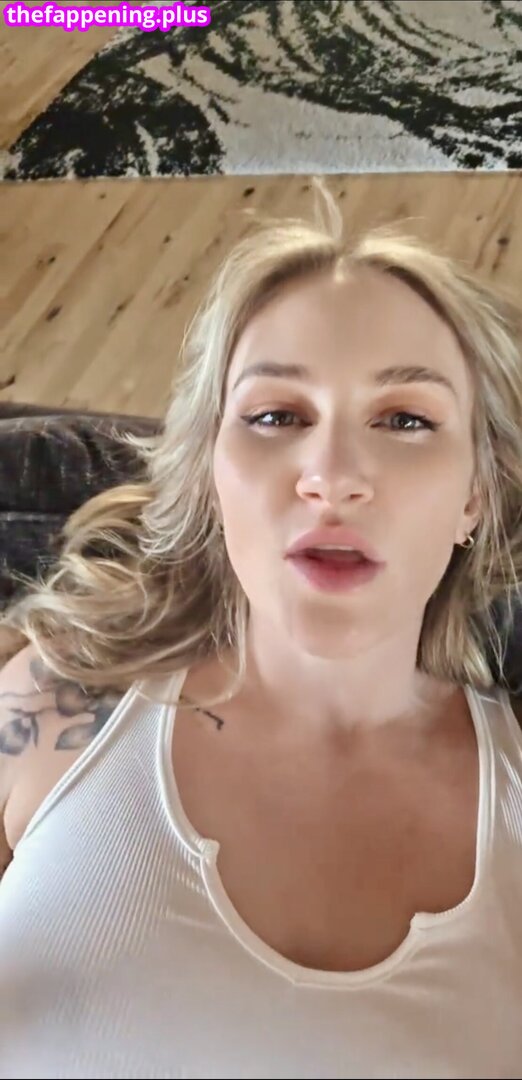 Eeerinleigh / erineeveefree Fotografie OnlyFans Dezbrăcată #33