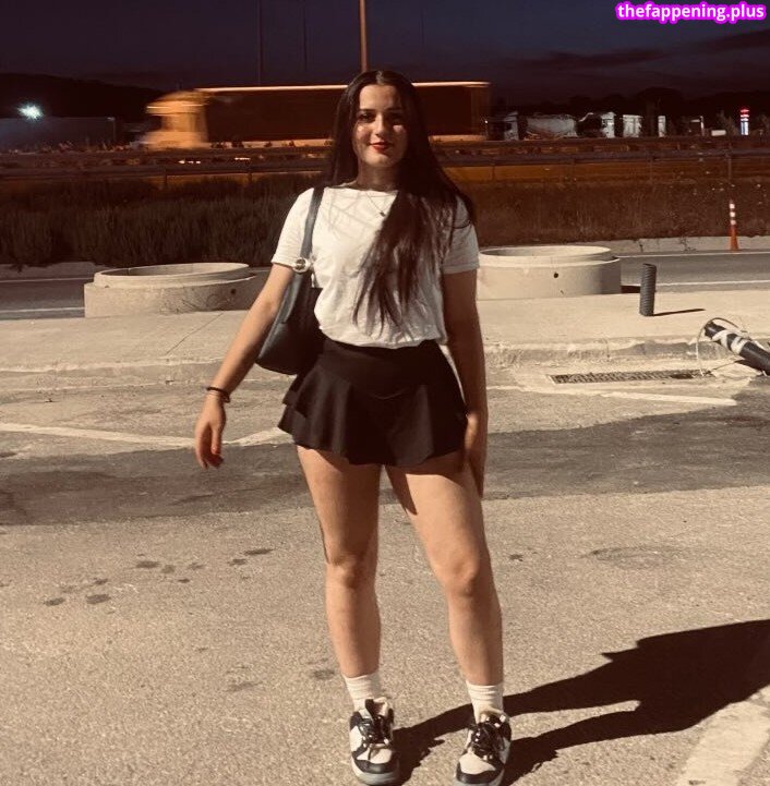 eelifebrrar / elftekinoglu Photo OnlyFans Nu #5