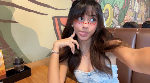 Leaked Eeveenara private photo viral onlyfans