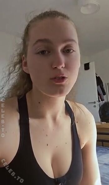 Leaked Einfachnurchristiinaa private photo viral onlyfans