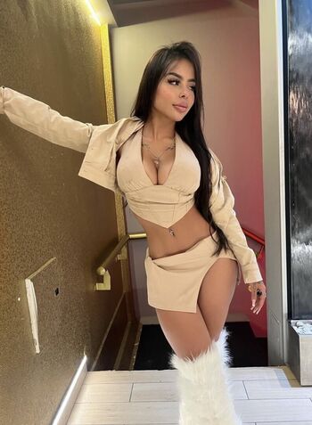 Leaked Elajamaica private photo viral onlyfans