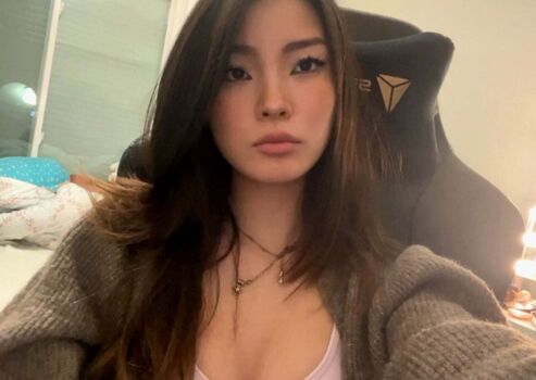 Eleanor Moon