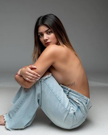 Elena Valentina