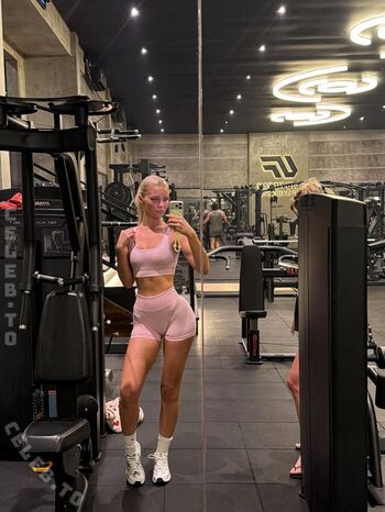Leaked Elena zoe page private photo viral onlyfans