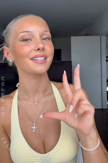 Leaked Elena zoe page private photo viral onlyfans