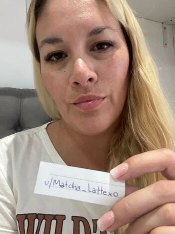 elenabrooksxo