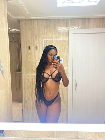 Leaked Elinda san  page private photo viral onlyfans