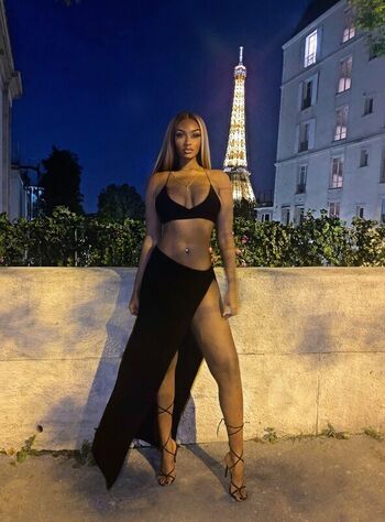 Leaked Elinda san  page private photo viral onlyfans