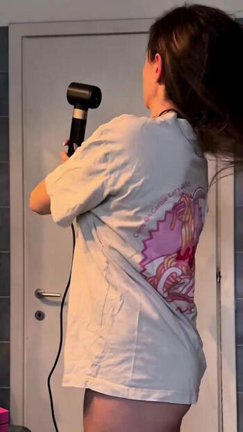 Leaked Elisa santinon page private photo viral onlyfans
