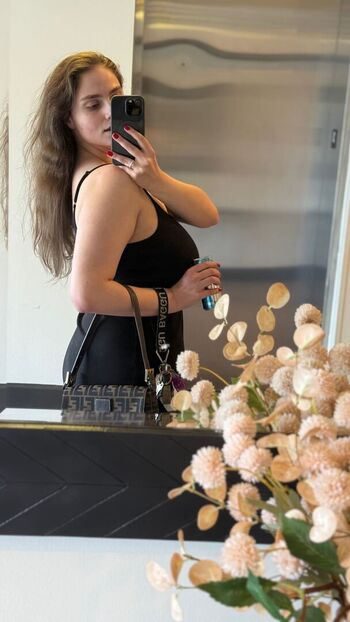 Leaked Elisabeth marchini private photo viral onlyfans