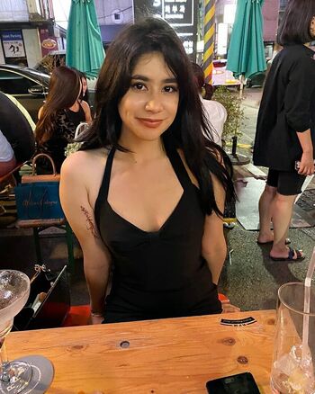 Leaked Elise asmr elise tran elise s garden private photo viral onlyfans