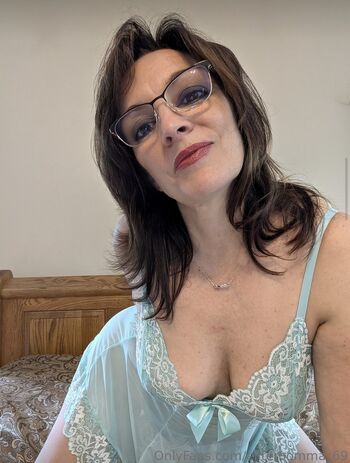 EliteMomma_69