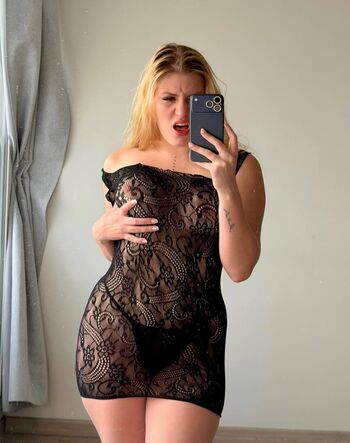Leaked Elizabeth maestracci private photo viral onlyfans