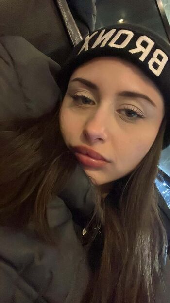 Leaked Elizabethlynn page private photo viral onlyfans