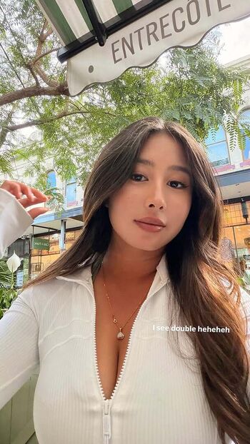 Leaked Elizabethxpang page private photo viral onlyfans