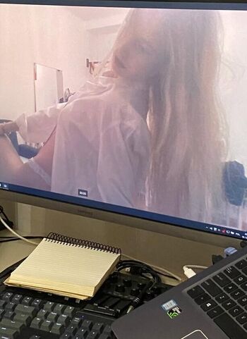 Leaked Ellna a private photo viral onlyfans